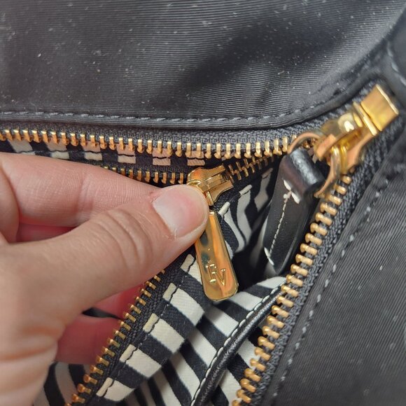 Frances Valentine New York Kate Black Tote Bag Shoulder Bag Purse - Picture 11 of 11